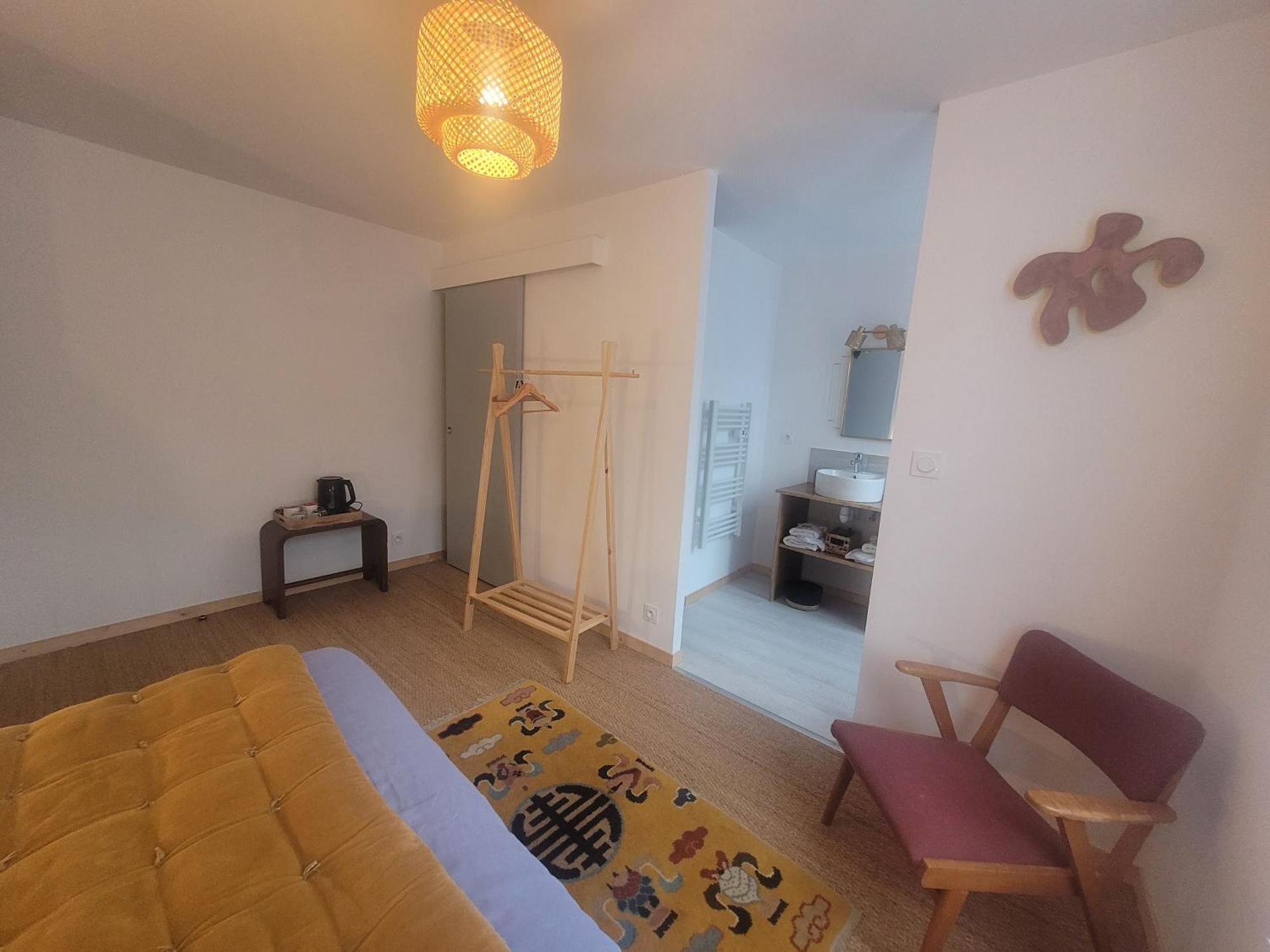 Hotel Lekker Slaap Parthenay Esterno foto