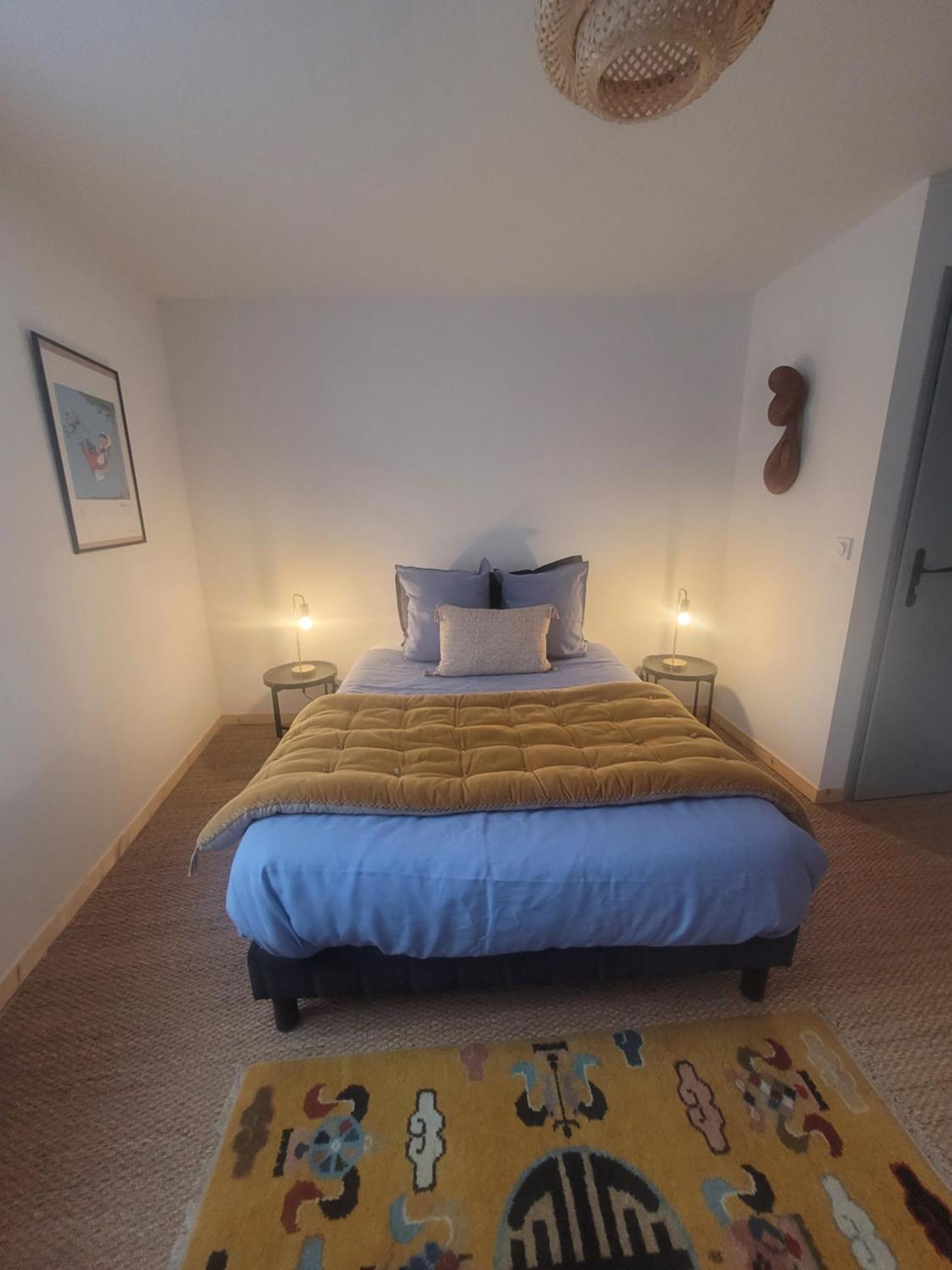 Hotel Lekker Slaap Parthenay Esterno foto